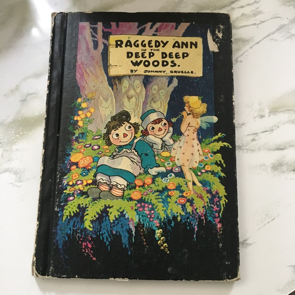 Vintage Raggedy Ann book
